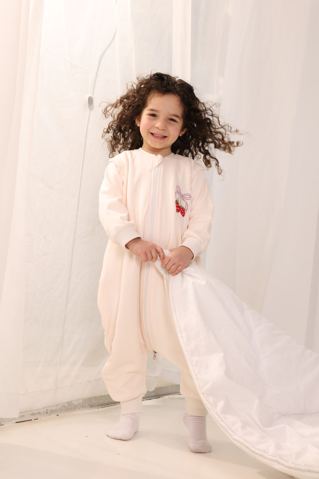 StrowBow Sleeved Sleeping Bag with Feet